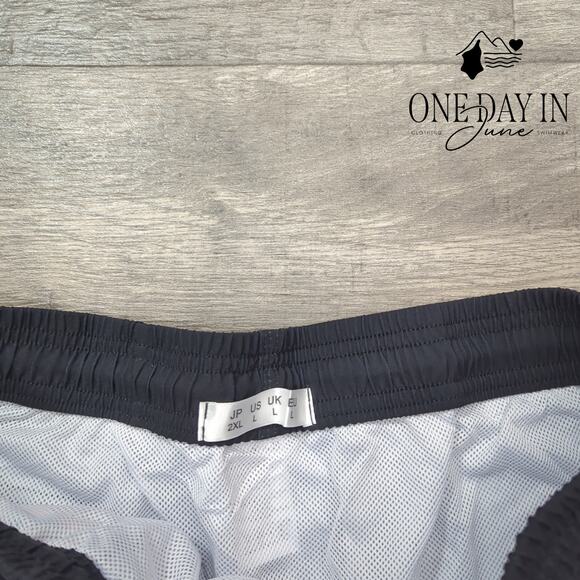 Adisputent Tropical Boardshorts Size L - Picture 3 of 6